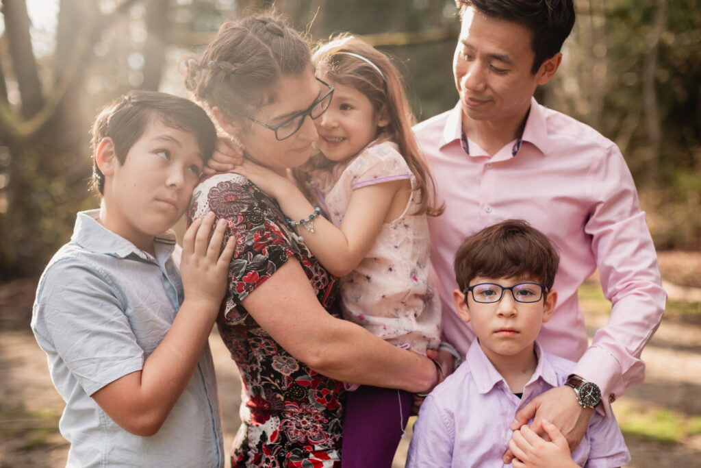 Skip the freebies and level up your family photography business with group coaching.